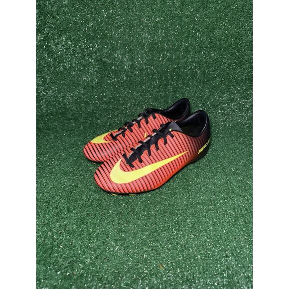 Nike Mercurial Victory Soccer Cleats Kids Size 3.5Y Black Orange Shoe 831945-870 - Picture 3 of 9